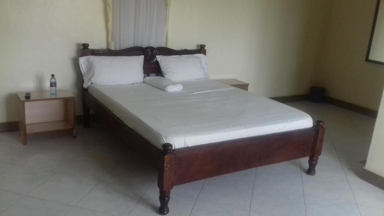 Platinum Hotels Mombasa Shanzu Esterno foto